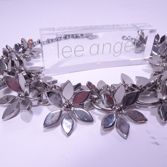Neiman Marcus Lee Angel Silver Metal Flowers Link Statement Necklace NWT 498 - Picture 3 of 9